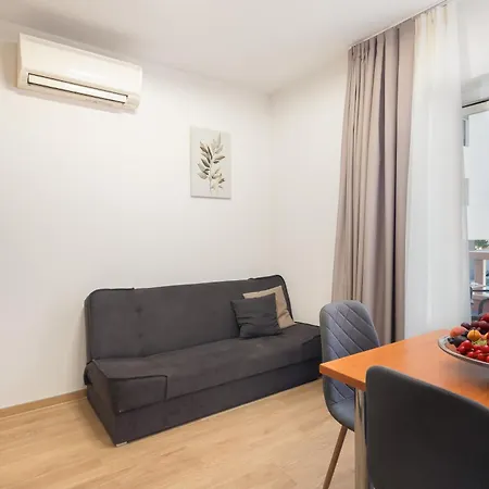 Apartment Teo - Center With Free Parking *