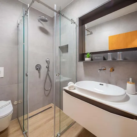 Apartment Teo - Center With Free Parking Baška Voda