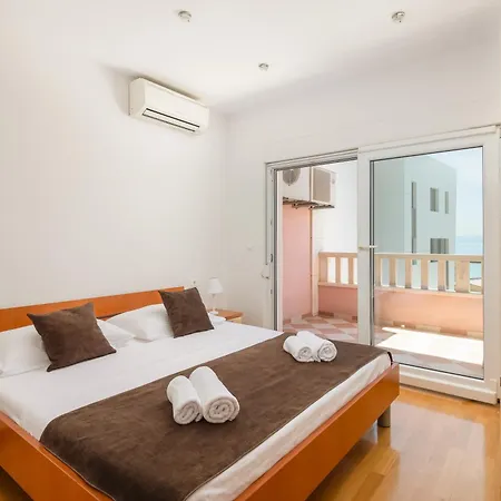Apartment Teo - Center With Free Parking