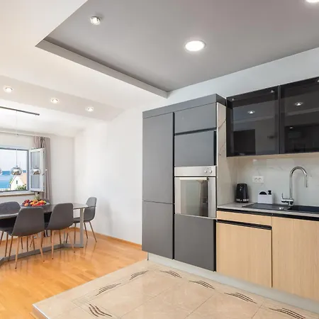 Apartment Teo - Center With Free Parking
