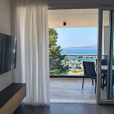 Apartment Teo - Center With Free Parking Baska Voda