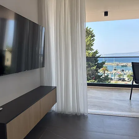 Apartment Teo - Center With Free Parking Baska Voda