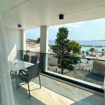 Teo - Center With Free Parking Apartment Baska Voda