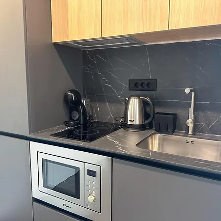 Teo - Center With Free Parking Apartment